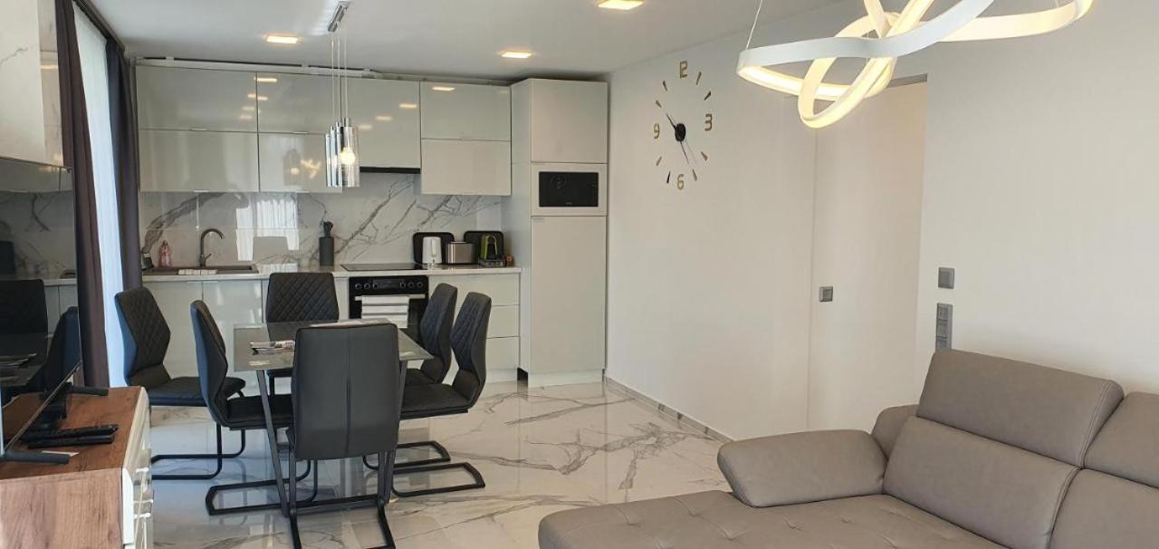Luxury Apartments In Balatonalmadi, Almadi Lux Apartman II - Crystal White Εξωτερικό φωτογραφία